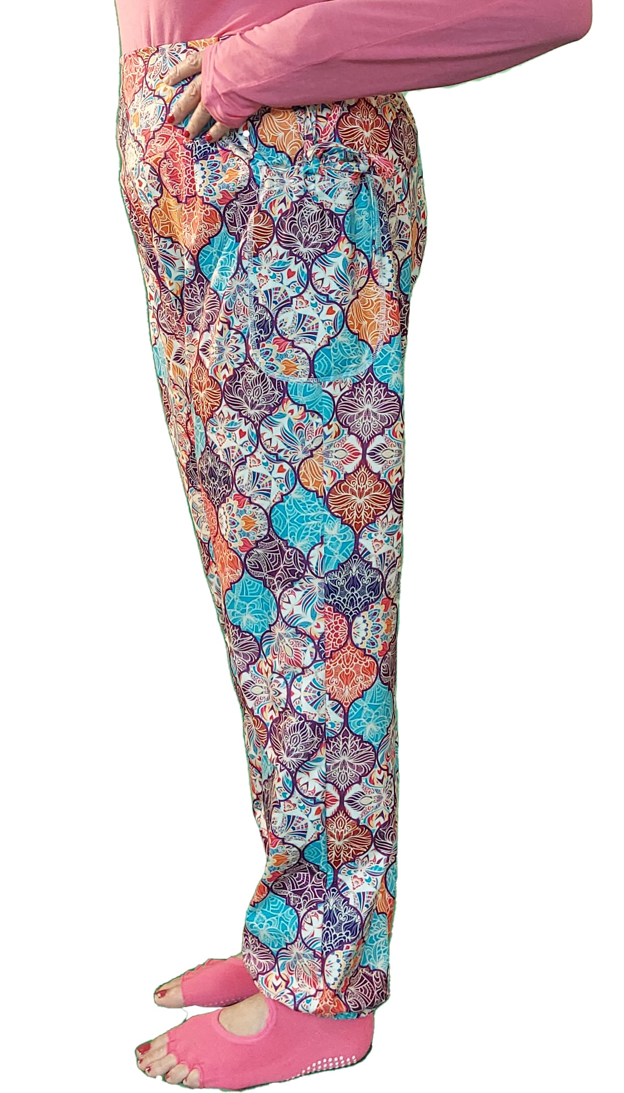 YOGAZ Nina Print Pants with our signature two Pockets in one design