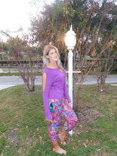 Load image into Gallery viewer, YOGAZ Eco-Friendly Bamboo Fabric Breathe Keyhole Purple Long Sleeve Shirt
