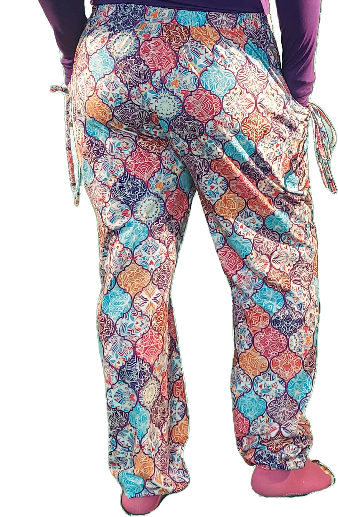 YOGAZ Nina Print Pants with our signature two Pockets in one design