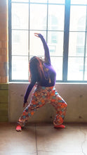 Load image into Gallery viewer, YOGAZ Nina Print Pants with our signature two Pockets in one design
