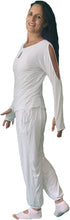 Load image into Gallery viewer, YOGAZ Eco-Friendly Bamboo Fabric Breathe Keyhole White Long Sleeve Shirt

